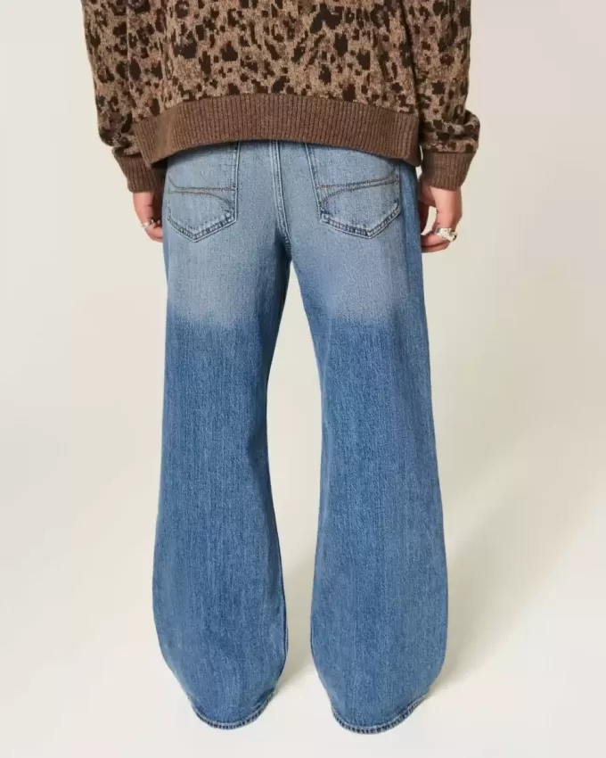 Blugi bootcut largi cu spalare medie Blugi bootcut largi cu spalare medie