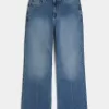 Blugi bootcut largi cu spalare medie Blugi bootcut largi cu spalare medie