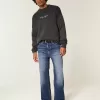 Blugi bootcut largi la culoare închisă Blugi bootcut largi la culoare închisă