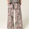 Blugi Camo Super Baggy Painter Blugi Camo Super Baggy Painter