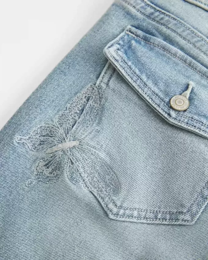 Blugi cu talie joasă, cu spălare medie, brodați Butterfly Bootcut Blugi cu talie joasă, cu spălare medie, brodați Butterfly Bootcut