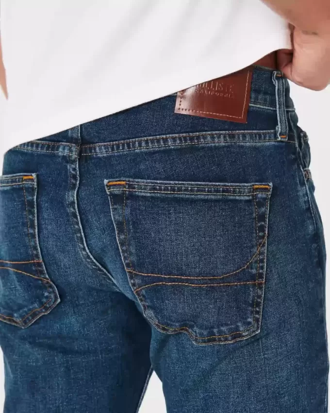 Blugi drepți subțiri de culoare închisă Blugi drepți subțiri de culoare închisă