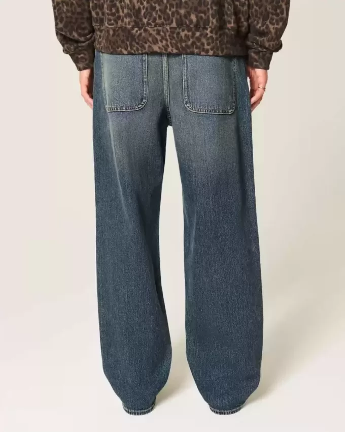 Blugi largi brodați de culoare închisă Blugi largi brodați de culoare închisă