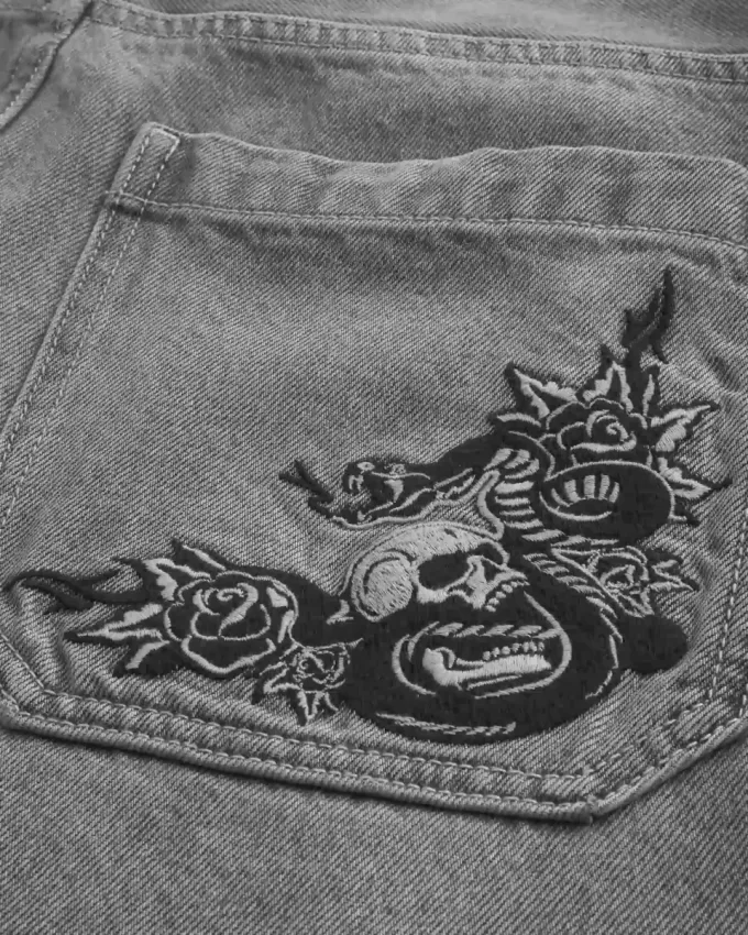 Blugi largi Graphic Skater Blugi largi Graphic Skater