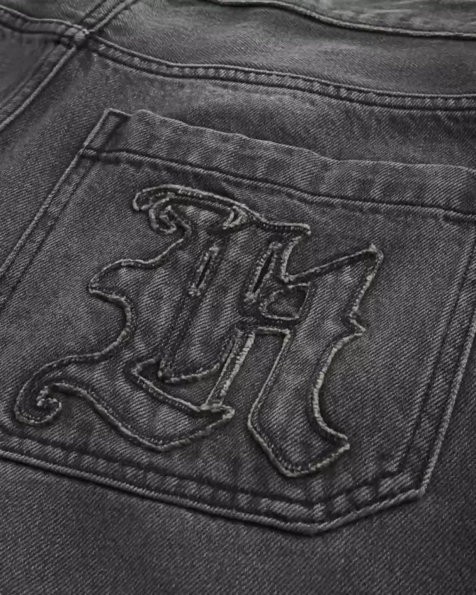 Blugi largi Skater cu logo negru spalat Blugi largi Skater cu logo negru spalat