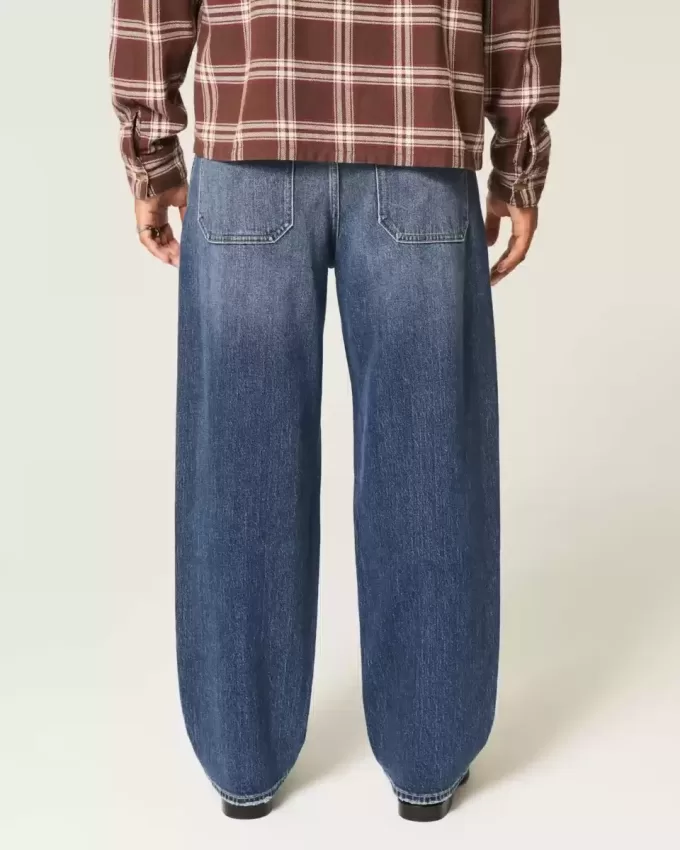 Blugi largi Skater de culoare închisă Blugi largi Skater de culoare închisă