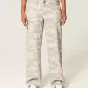 Blugi largi Y2K Camo cu talie joasa Blugi largi Y2K Camo cu talie joasa