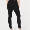 Blugi negri super skinny cu talie joasă Blugi negri super skinny cu talie joasă
