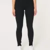 Blugi negri super skinny cu talie înaltă Blugi negri super skinny cu talie înaltă