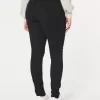 Blugi negri super skinny cu talie înaltă și curbați Blugi negri super skinny cu talie înaltă și curbați