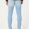Blugi skinny atletici cu spalare usoara Blugi skinny atletici cu spalare usoara
