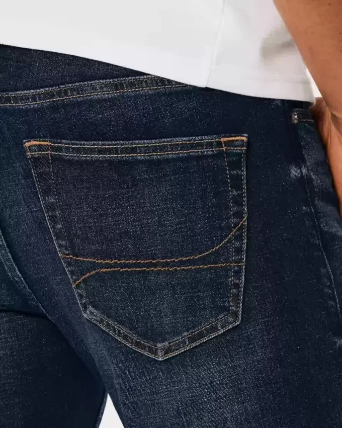 Blugi skinny atletici de culoare închisă Blugi skinny atletici de culoare închisă