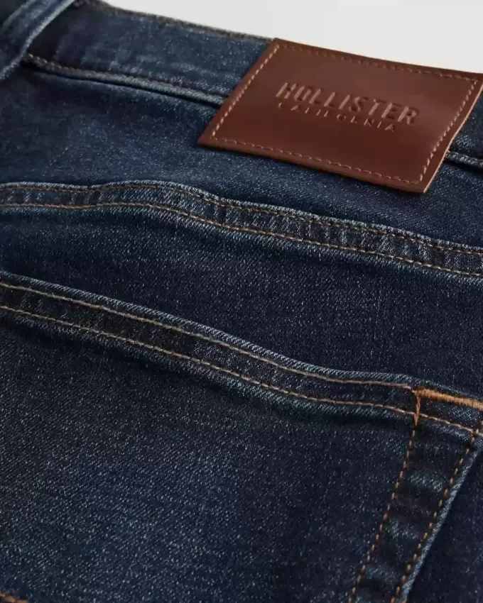 Blugi skinny atletici de culoare închisă Blugi skinny atletici de culoare închisă