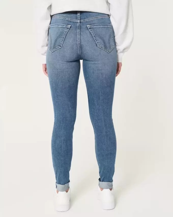 Blugi super skinny, cu talie înaltă, rupte, cu spălare medie Blugi super skinny, cu talie înaltă, rupte, cu spălare medie