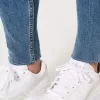 Blugi super skinny, cu talie înaltă, rupte, cu spălare medie Blugi super skinny, cu talie înaltă, rupte, cu spălare medie