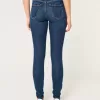 Blugi super skinny cu talie înaltă, rupte, spălate la culoare Blugi super skinny cu talie înaltă, rupte, spălate la culoare
