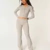 Gilly Hicks, pulover confortabil din tricot, pantaloni cu talie pliabilă Gilly Hicks, pulover confortabil din tricot, pantaloni cu talie pliabilă