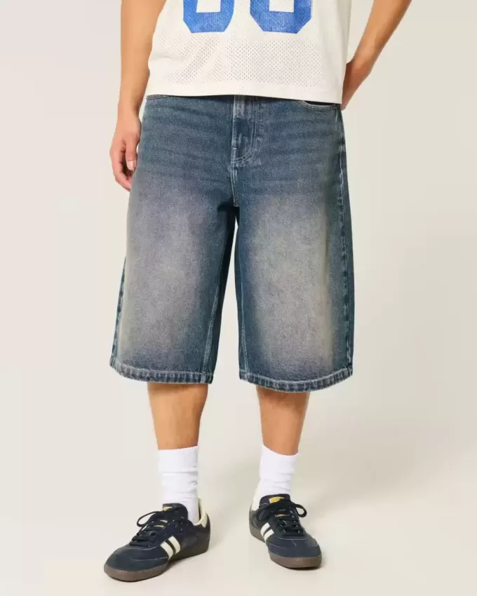 Jumătate de pantaloni din denim cu spălare medie Jumătate de pantaloni din denim cu spălare medie