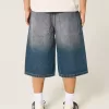 Jumătate de pantaloni din denim cu spălare medie Jumătate de pantaloni din denim cu spălare medie