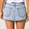 Mini pantaloni curvy din denim cu talie joasă Mini pantaloni curvy din denim cu talie joasă