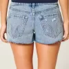Mini pantaloni scurți din denim brodat cu talie foarte joasă Mini pantaloni scurți din denim brodat cu talie foarte joasă