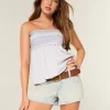 Mini pantaloni scurti din denim cu talie joasă Mini pantaloni scurti din denim cu talie joasă