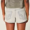 Mini pantaloni scurti din denim cu talie joasă Mini pantaloni scurti din denim cu talie joasă