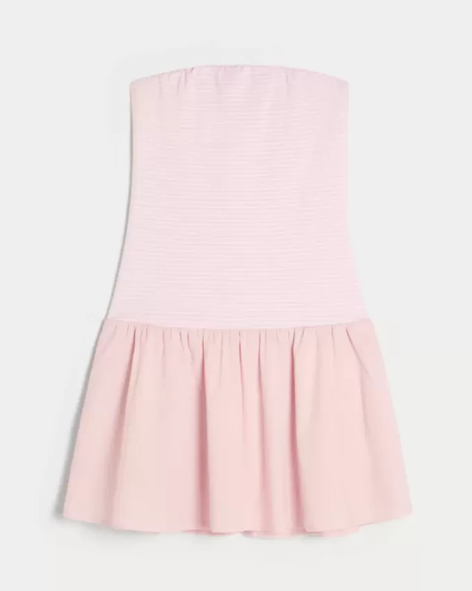 Mini-rochie fără bretele, țesătă din tricot, cu talie căzută Mini-rochie fără bretele, țesătă din tricot, cu talie căzută