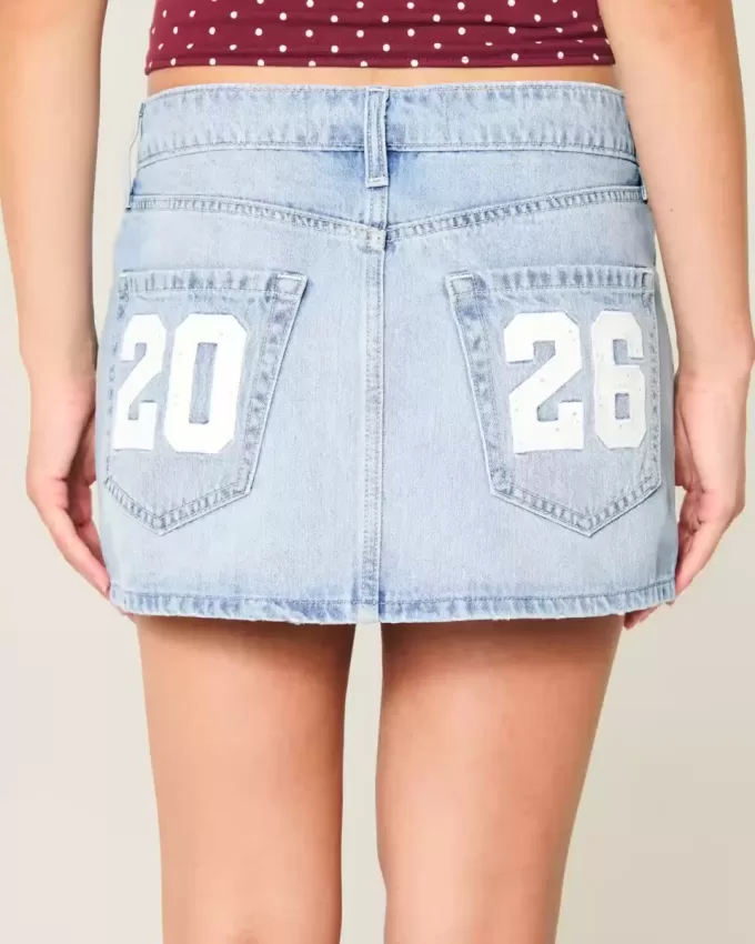 Mini-short din denim din clasa ’26 cu talie joasă Mini-short din denim din clasa ’26 cu talie joasă