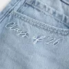 Mini-short din denim din clasa ’26 cu talie joasă Mini-short din denim din clasa ’26 cu talie joasă