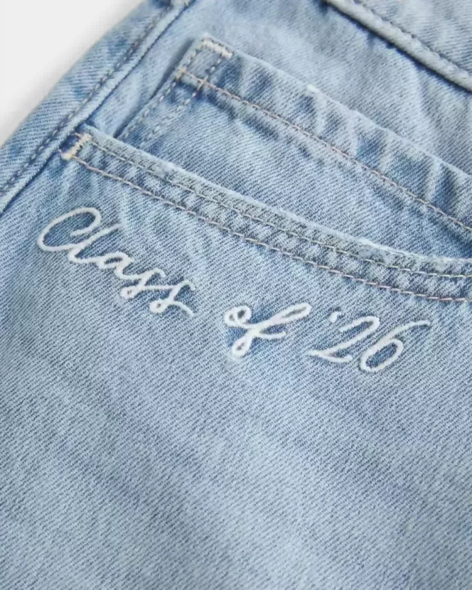 Mini-short din denim din clasa ’26 cu talie joasă Mini-short din denim din clasa ’26 cu talie joasă