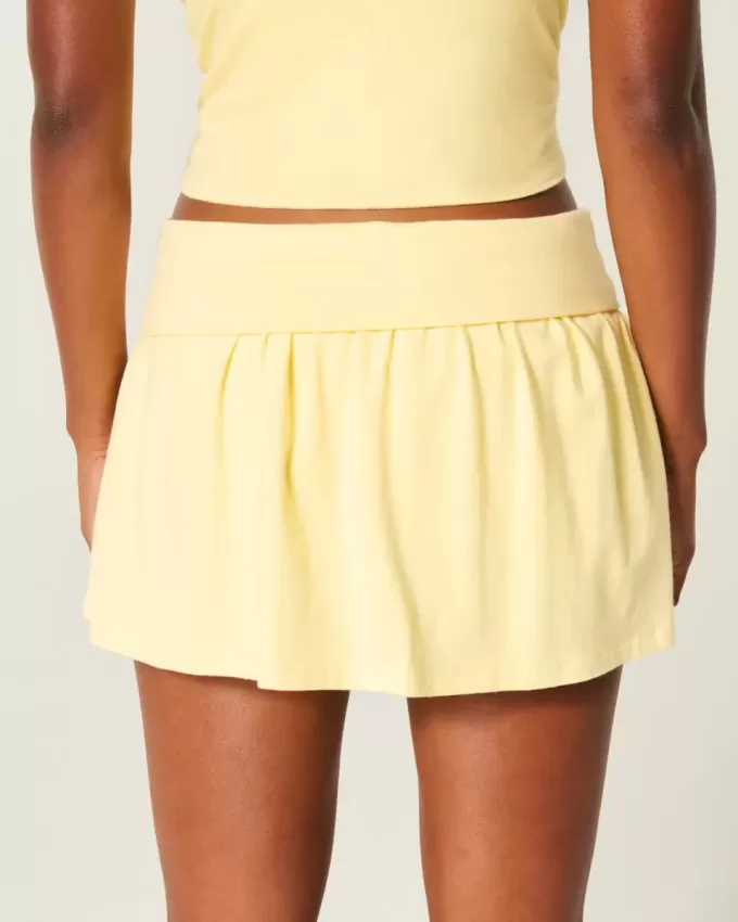 Mini-short pliat din tricot Mini-short pliat din tricot