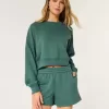 Pachet de hanorac Easy Crew și pantaloni scurți din fleece