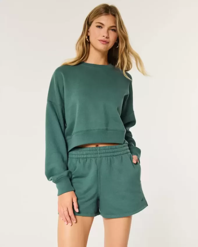 Pachet de hanorac Easy Crew și pantaloni scurți din fleece