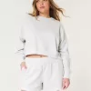 Pachet de hanorac Easy Crew și pantaloni scurți din fleece Pachet de hanorac Easy Crew și pantaloni scurți din fleece