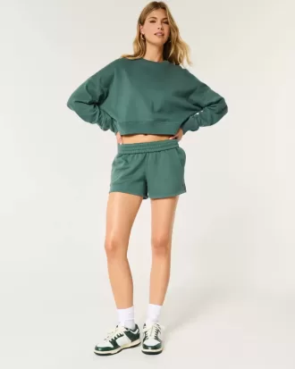 Pachet de hanorac Easy Crew și pantaloni scurți din fleece