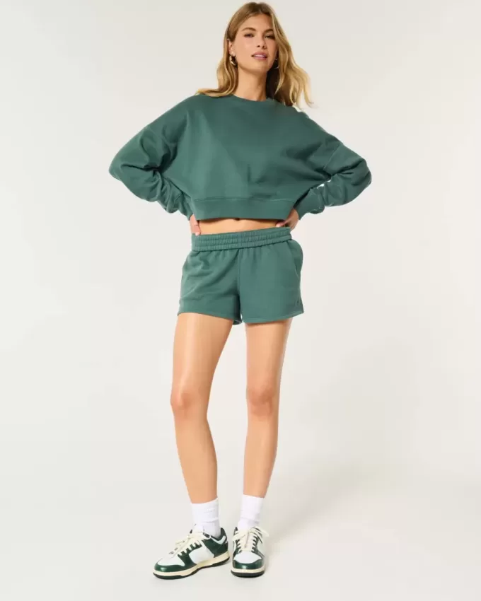 Pachet de hanorac Easy Crew și pantaloni scurți din fleece
