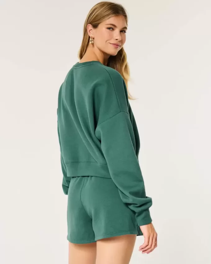 Pachet de hanorac Easy Crew și pantaloni scurți din fleece