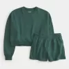 Pachet de hanorac Easy Crew și pantaloni scurți din fleece