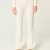 Pantaloni cu cizme pliabile Gilly Hicks Pantaloni cu cizme pliabile Gilly Hicks