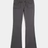 Pantaloni cu talie joasă Pantaloni cu talie joasă