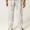Pantaloni de jogging Hollister Feel Good Camo Fleece Pantaloni de jogging Hollister Feel Good Camo Fleece