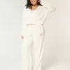 Pantaloni de sport cu picioare largi XOXO grafic Pantaloni de sport cu picioare largi XOXO grafic