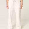 Pantaloni de sport drepti Pantaloni de sport drepti