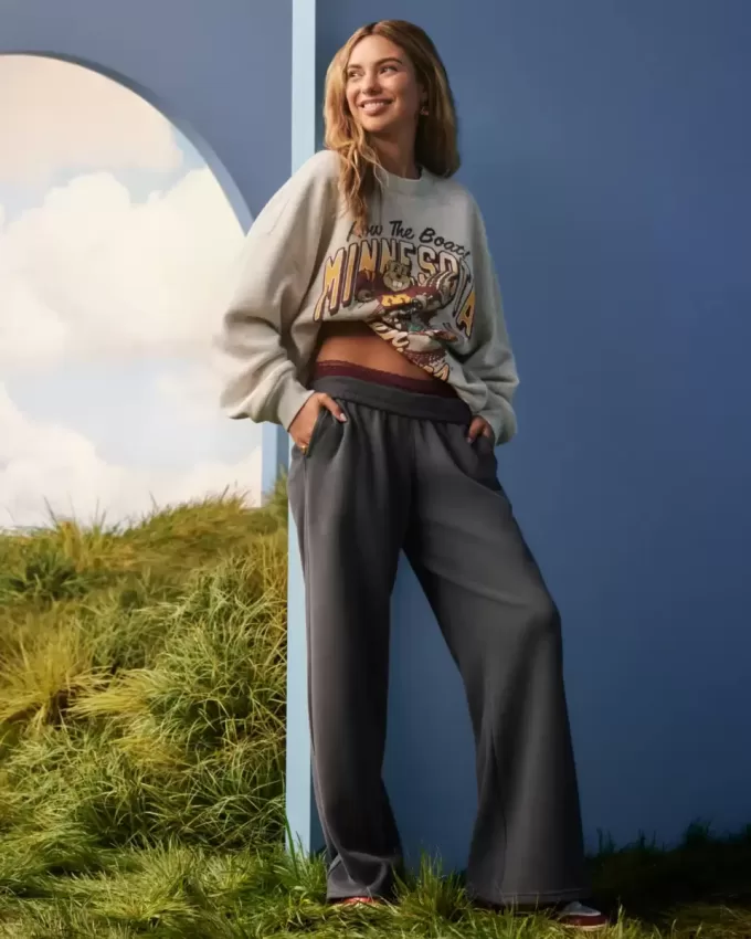 Pantaloni de sport largi Pantaloni de sport largi