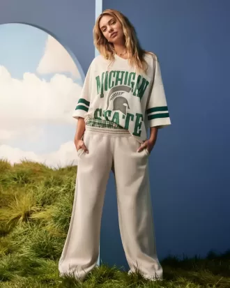 Pantaloni de sport largi