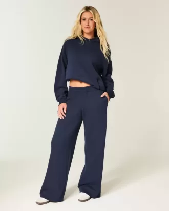 Pantaloni de sport largi
