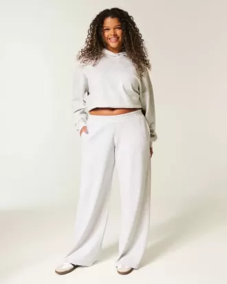 Pantaloni de sport largi
