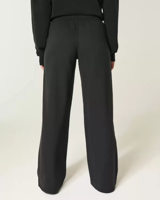 Pantaloni de sport largi Pantaloni de sport largi
