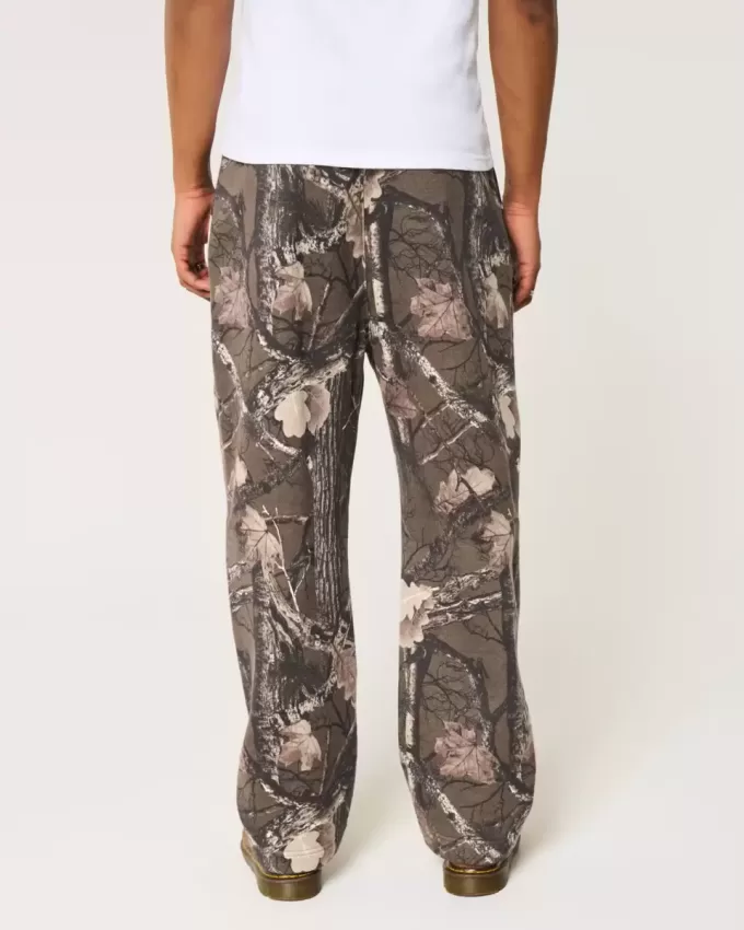 Pantaloni de sport largi